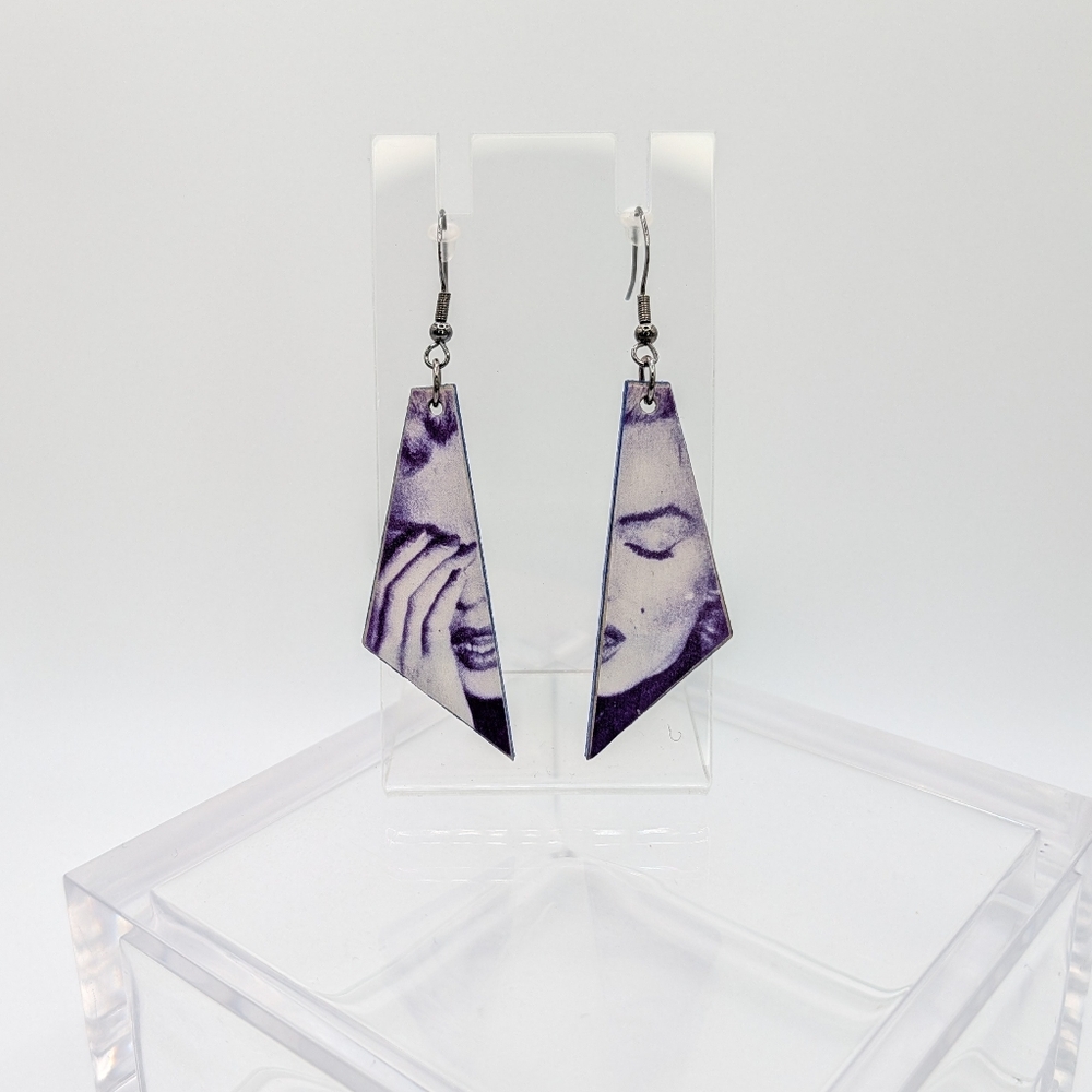 Magazine Decoupage Wooden Earrings - Vanity Fair, Marilyn Monroe - Handmade - Picture 6 of 6